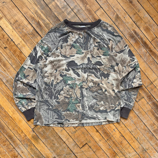 90's Camo Longsleeve Tee (L)