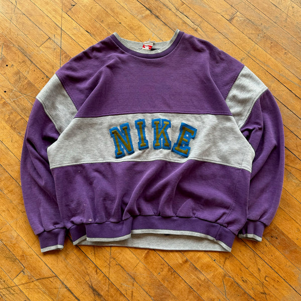 90's Nike Crewneck (XL)