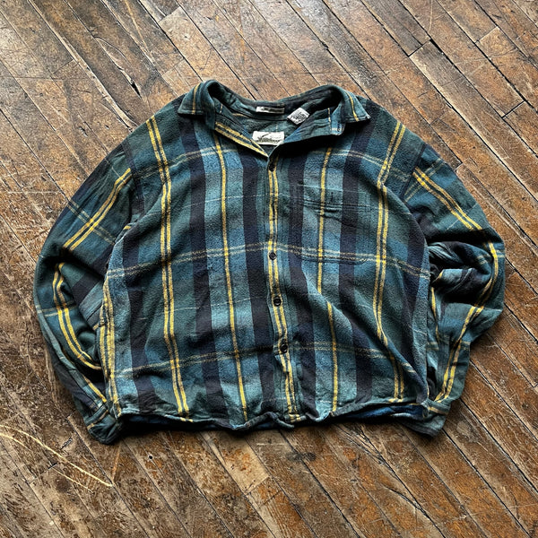 90's Eddie Bauer Button-Up (XL)